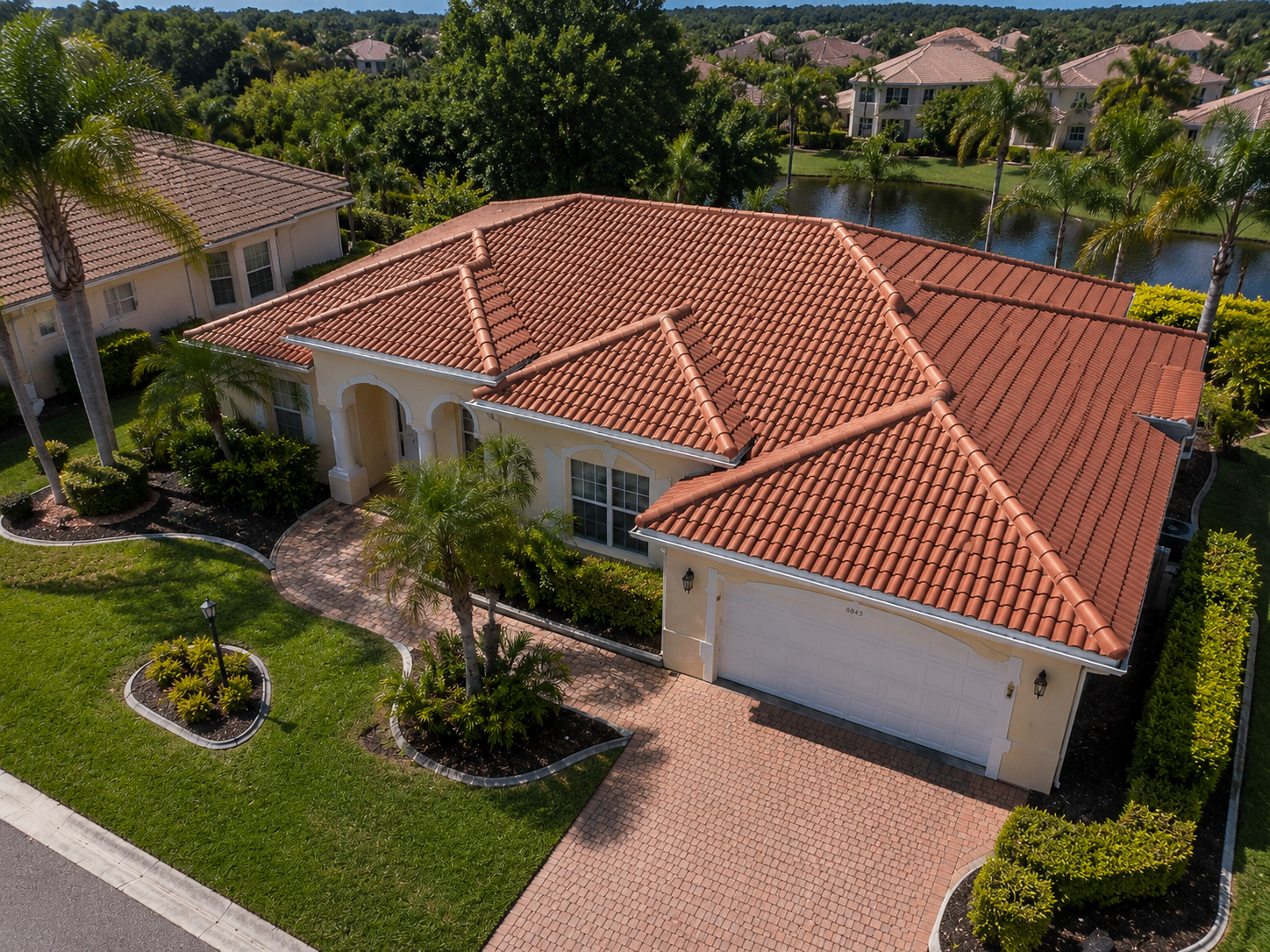 Roof Cleaning service in Sarasota and Bradenton, Florida